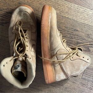 Nike Air Air Force 1 Shoes Size 9 1/2 Men's Tan High-Top Sneakers